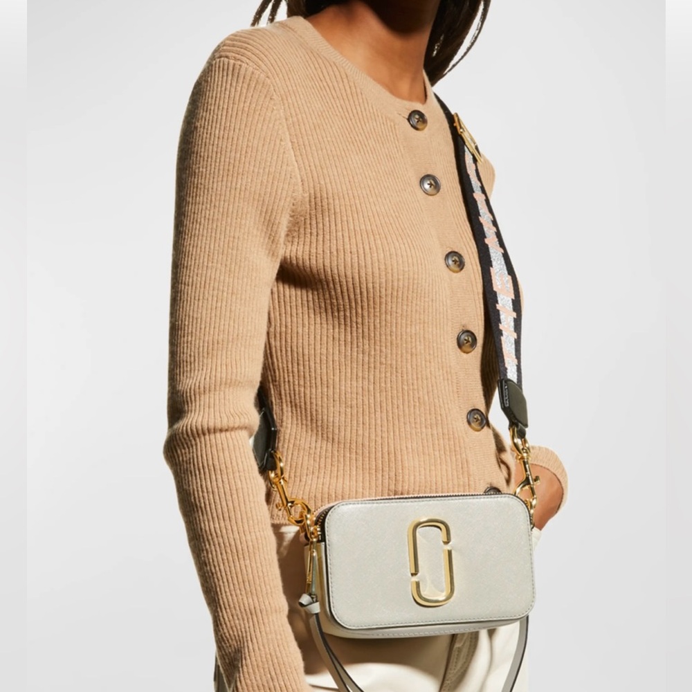 Marc Jacobs iconic Snapshot Bag  New